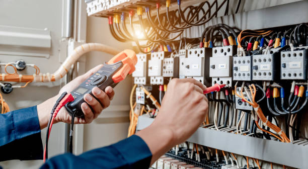  Eau Claire, WI Electrician Pros